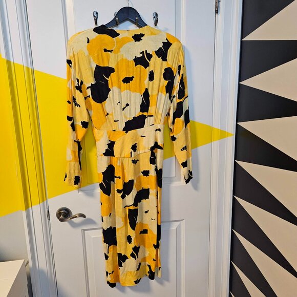 Bold Vintage Canadian Black and Yellow Floral Sundress - Picture 8 of 15